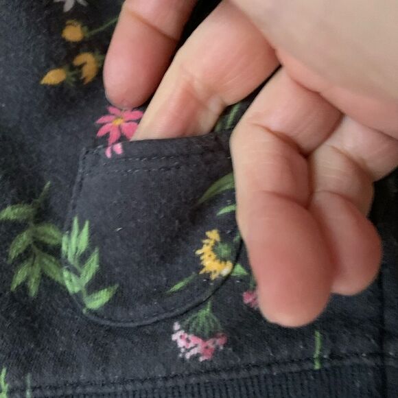 Carter’s dark grey floral pattern 2-pc distressed set:cuffed pants-hoodie, 9 mon - Picture 2 of 10